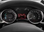 Peugeot 3008 HYbrid4 2013 года